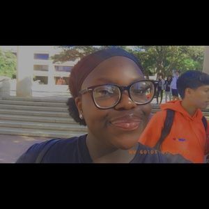 Meet your Posher, Tomi